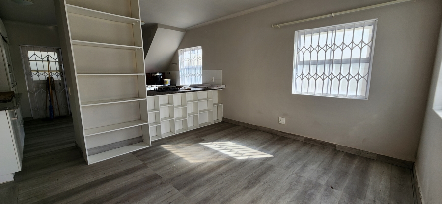 To Let 2 Bedroom Property for Rent in Parklands Western Cape